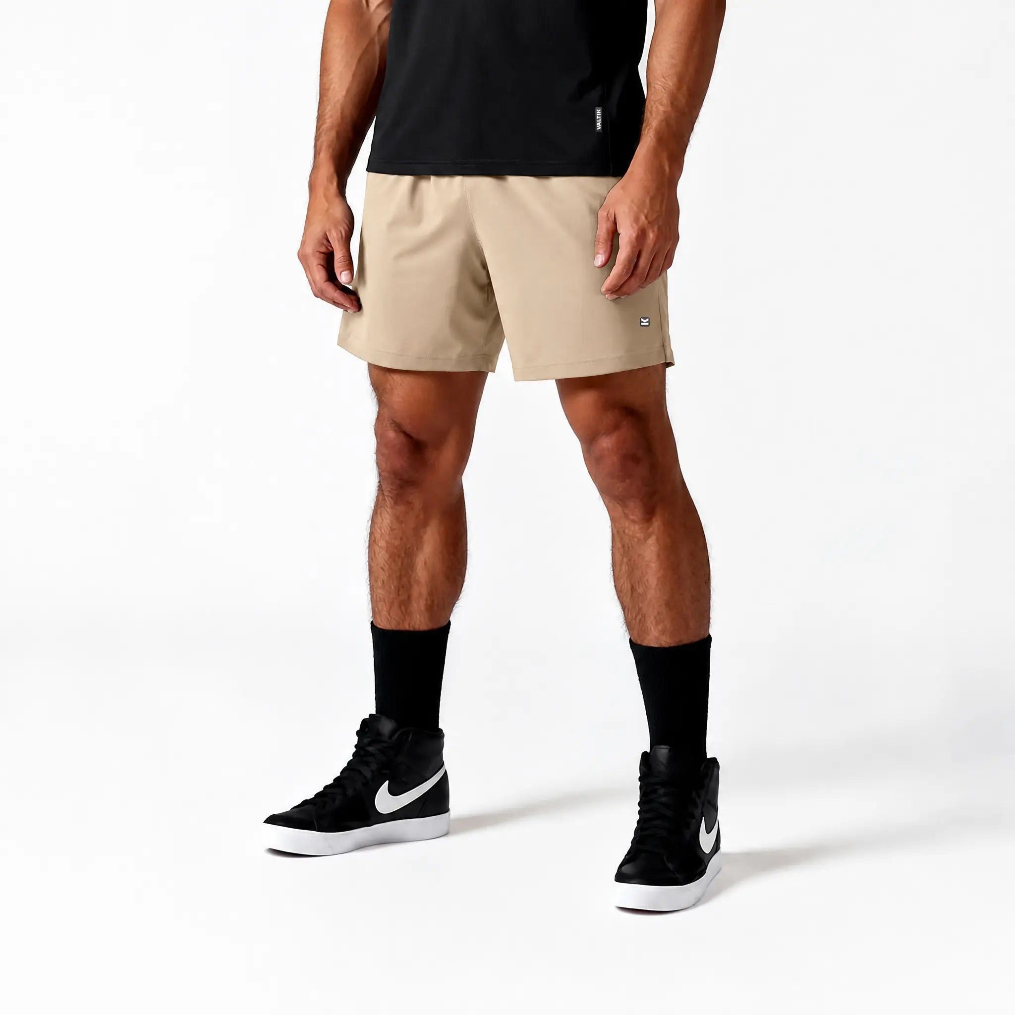 Short deportivo hombre VALTIK ICONIC V2 Beige - vista frontal