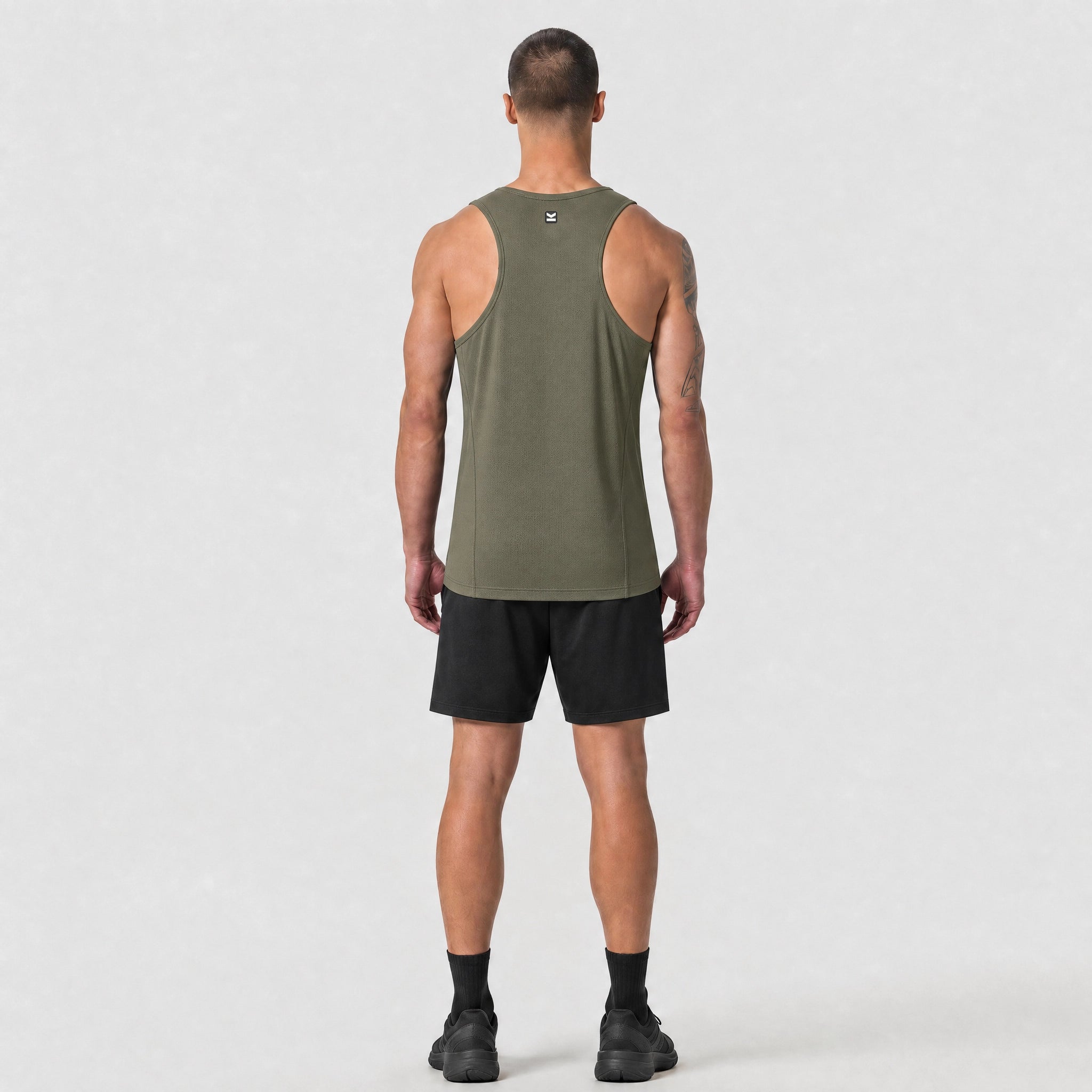 Tank top hombre VALTIK TITAN V2 Verde Olivo - Reverso 1