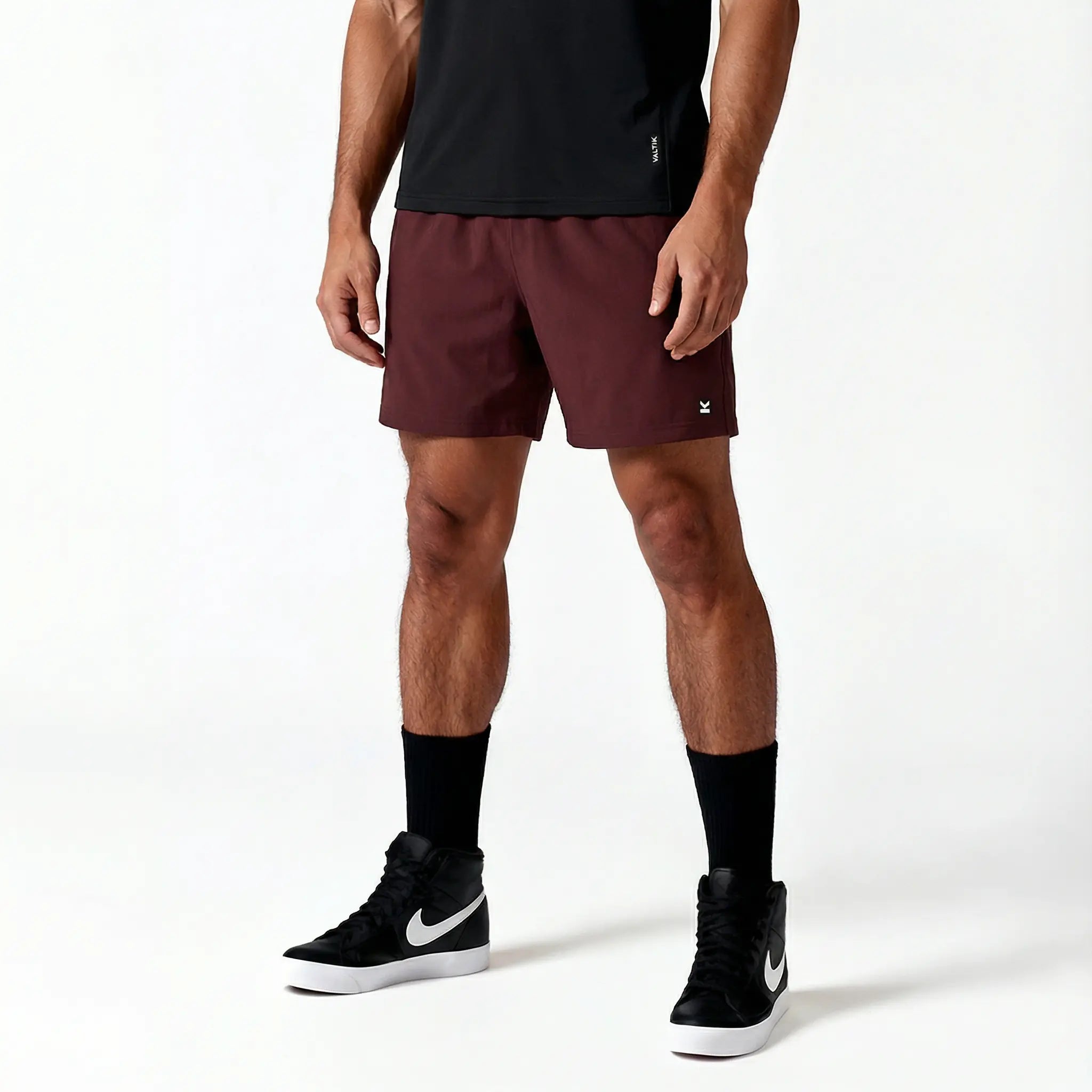 Short deportivo hombre VALTIK ICONIC V2 Guinda - vista frontal