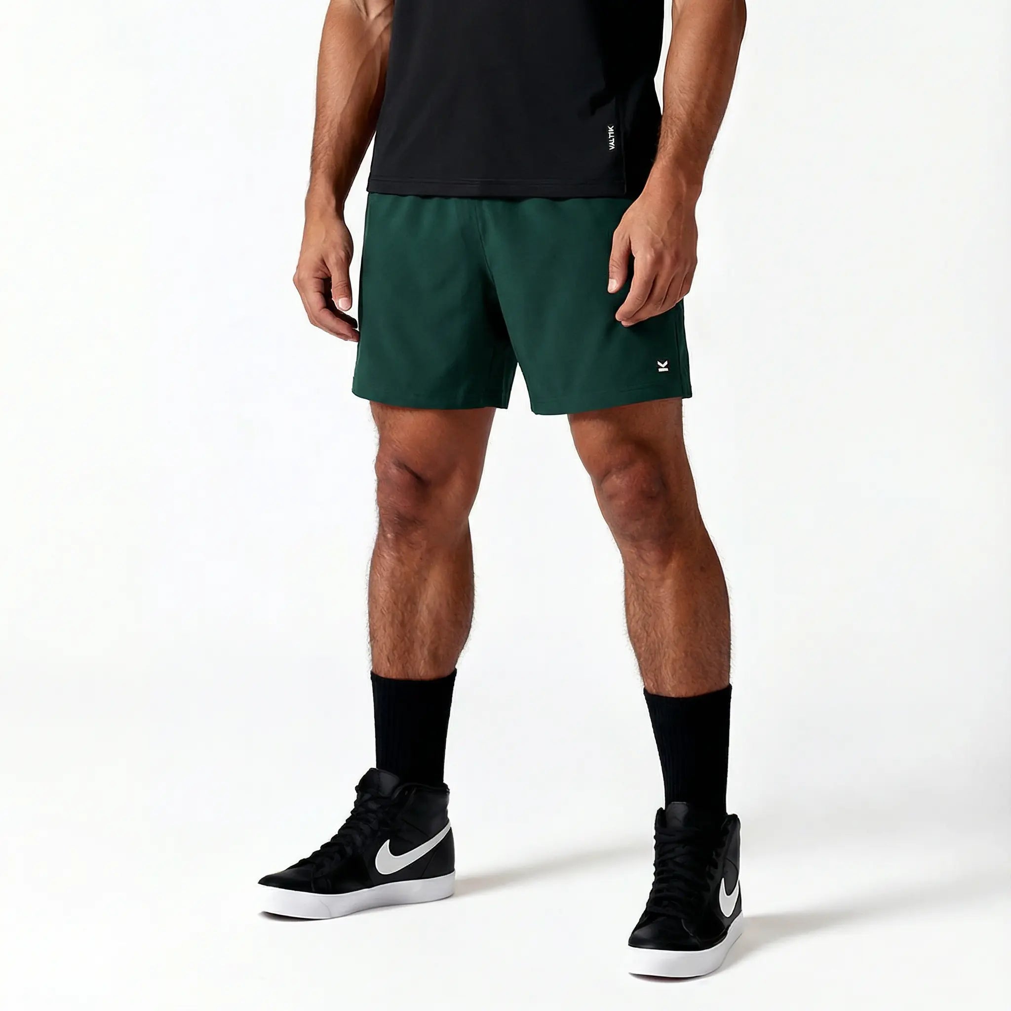 Short deportivo hombre VALTIK ICONIC V2 Verde Botella - vista frontal